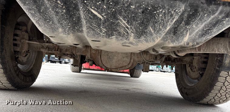 image for item FG1054 2011 Ford F350 Super Duty utility bed pickup truck