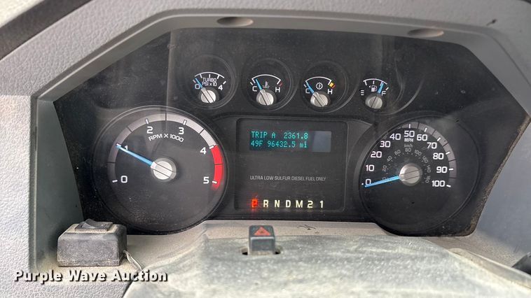 image for item FG1054 2011 Ford F350 Super Duty utility bed pickup truck