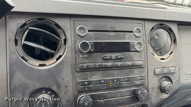 image for item FG1054 2011 Ford F350 Super Duty utility bed pickup truck