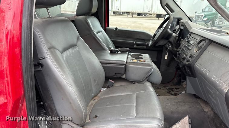 image for item FG1054 2011 Ford F350 Super Duty utility bed pickup truck