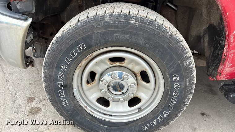 image for item FG1054 2011 Ford F350 Super Duty utility bed pickup truck