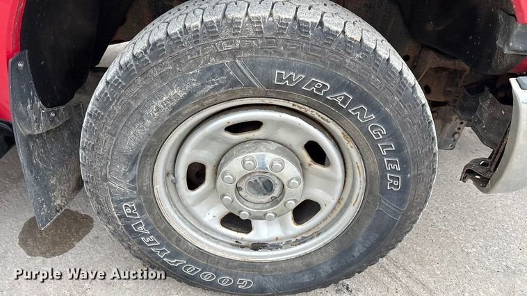 image for item FG1054 2011 Ford F350 Super Duty utility bed pickup truck