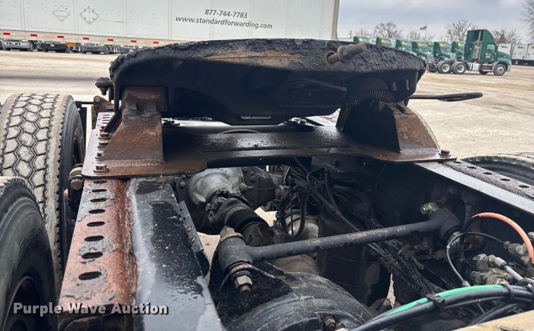 image for item FG1055 2016 Mack CXU613 semi truck