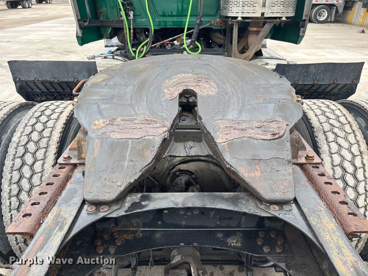 image for item FG1055 2016 Mack CXU613 semi truck