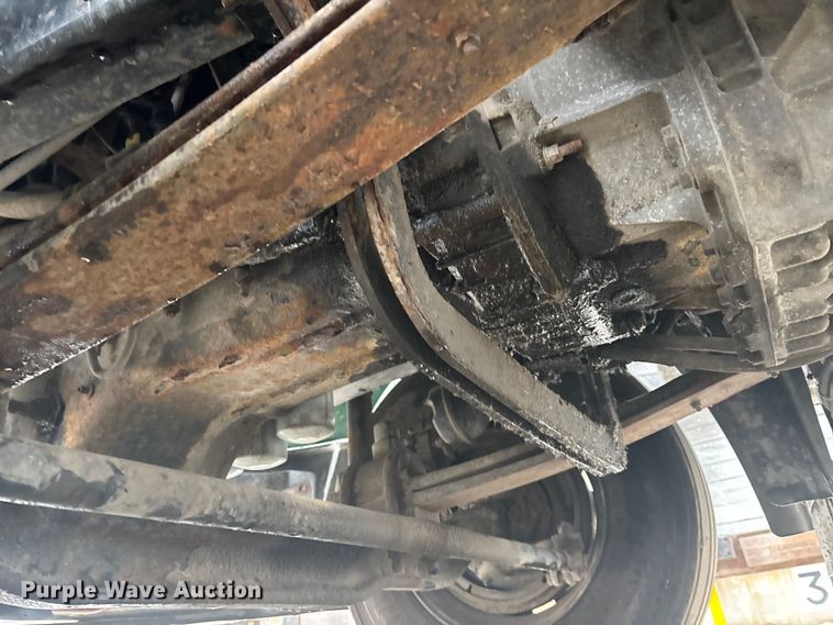 image for item FG1055 2016 Mack CXU613 semi truck