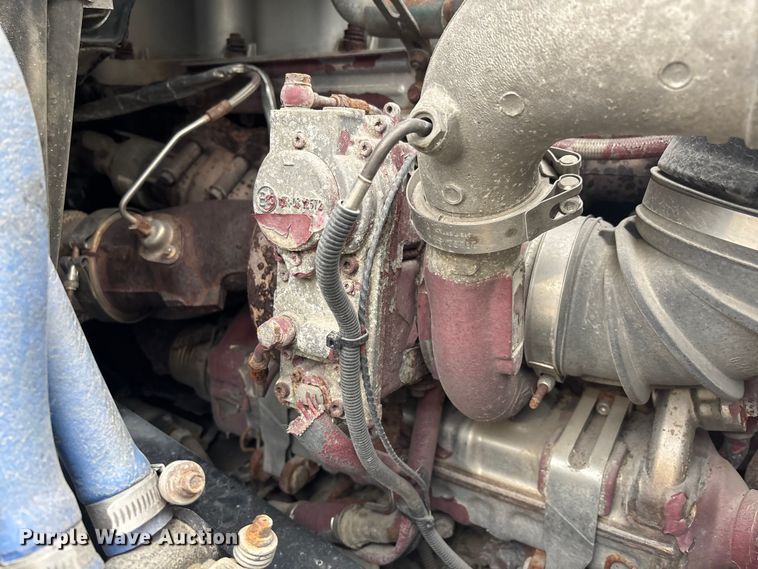 image for item FG1055 2016 Mack CXU613 semi truck