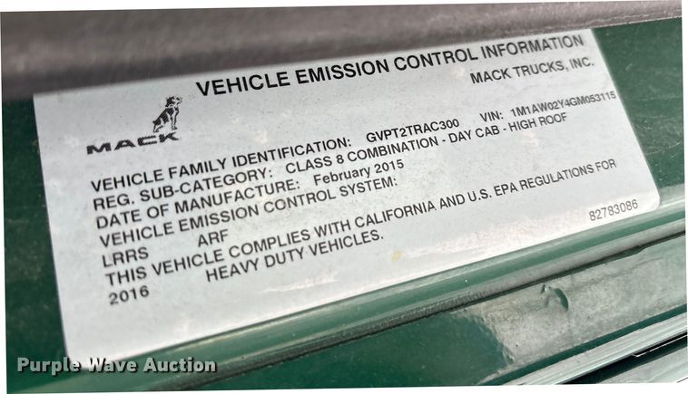 image for item FG1056 2016 Mack CXU613 semi truck