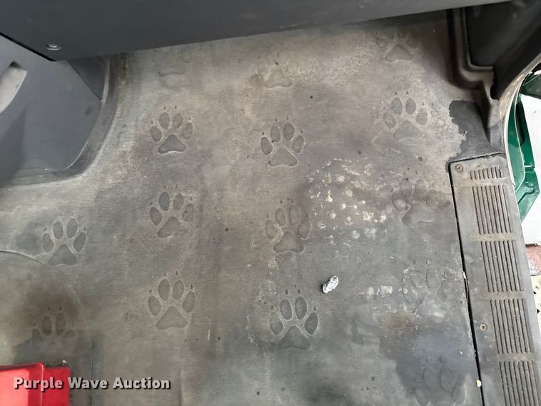 image for item FG1058 2016 Mack CXU613 semi truck