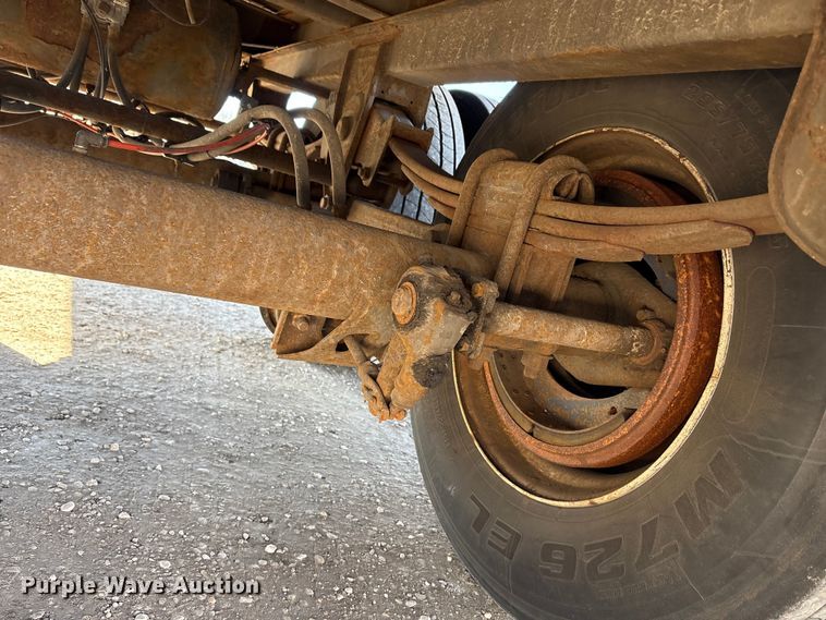 image for item FG1059 2013 Strick dry van trailer