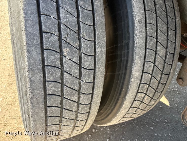 image for item FG1059 2013 Strick dry van trailer