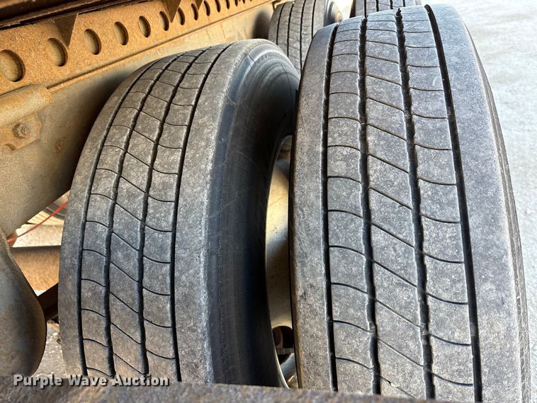 image for item FG1059 2013 Strick dry van trailer