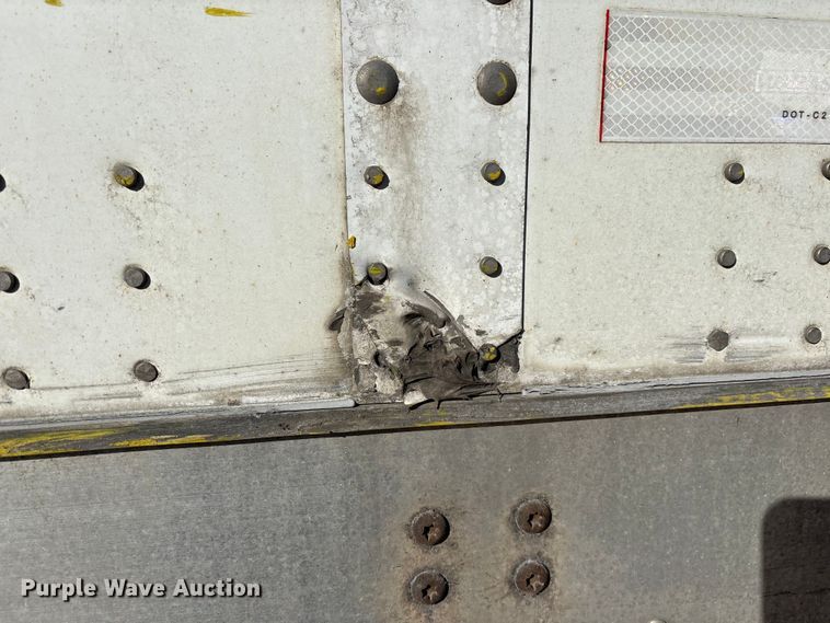 image for item FG1060 2014 Wabash Duraplate dry van trailer