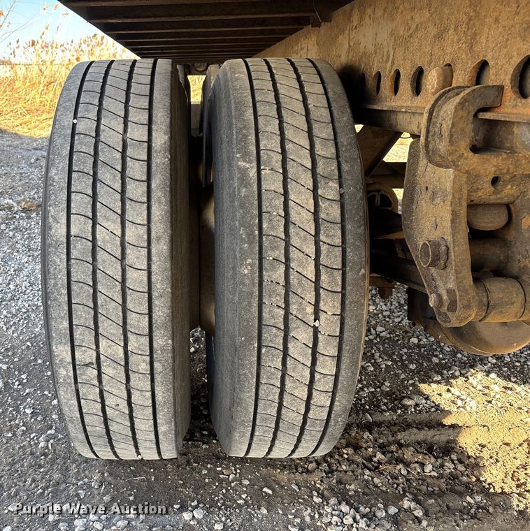 image for item FG1060 2014 Wabash Duraplate dry van trailer