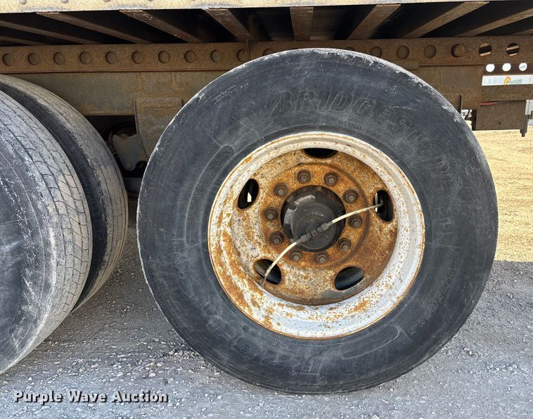 image for item FG1061 2013 Strick dry van trailer