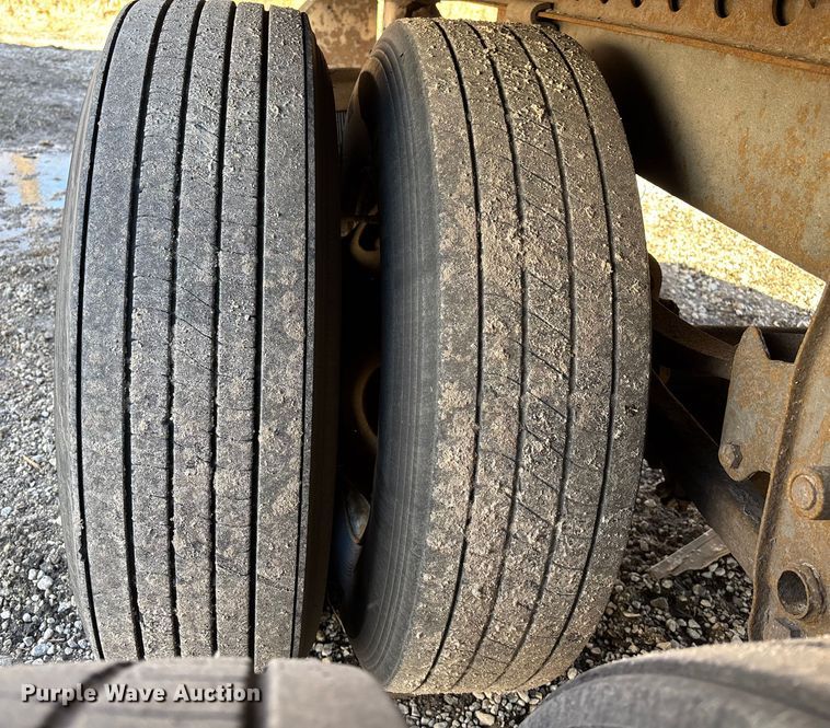 image for item FG1062 2013 Strick dry van trailer