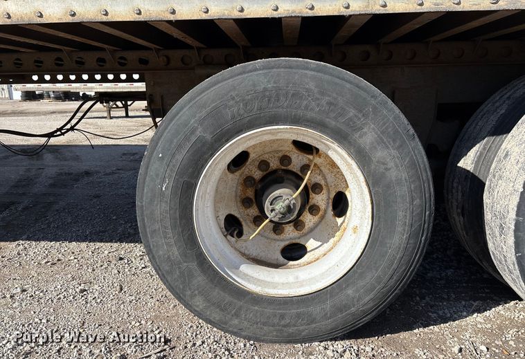 image for item FG1062 2013 Strick dry van trailer