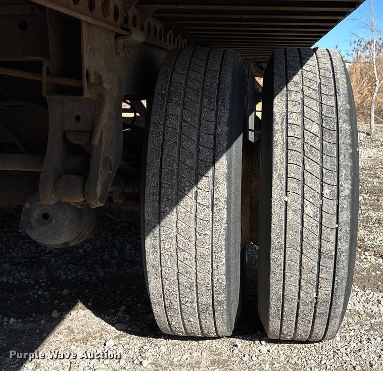 image for item FG1062 2013 Strick dry van trailer