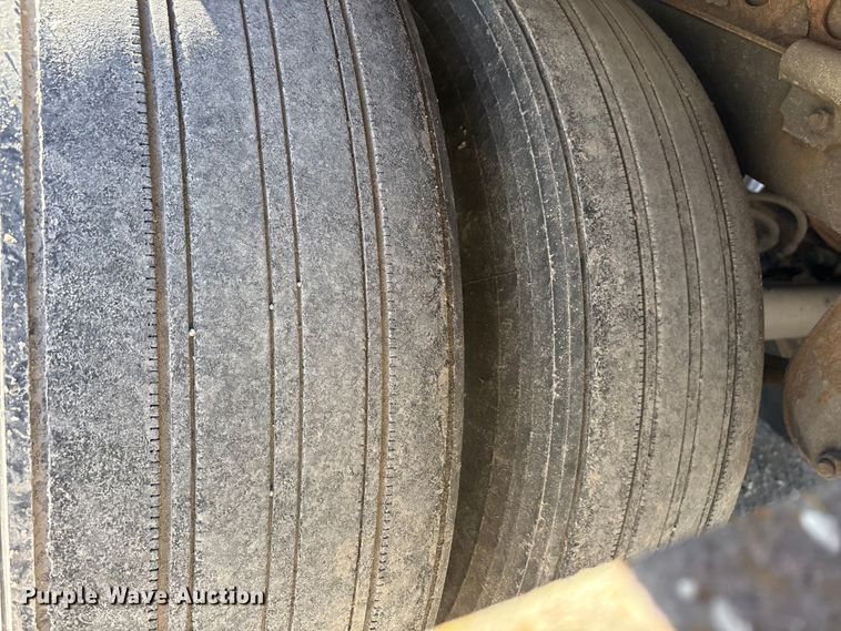 image for item FG1063 2009 Wabash dry van trailer