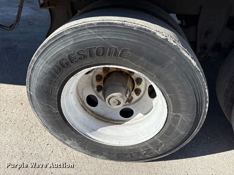 image for item FG1063 2009 Wabash dry van trailer