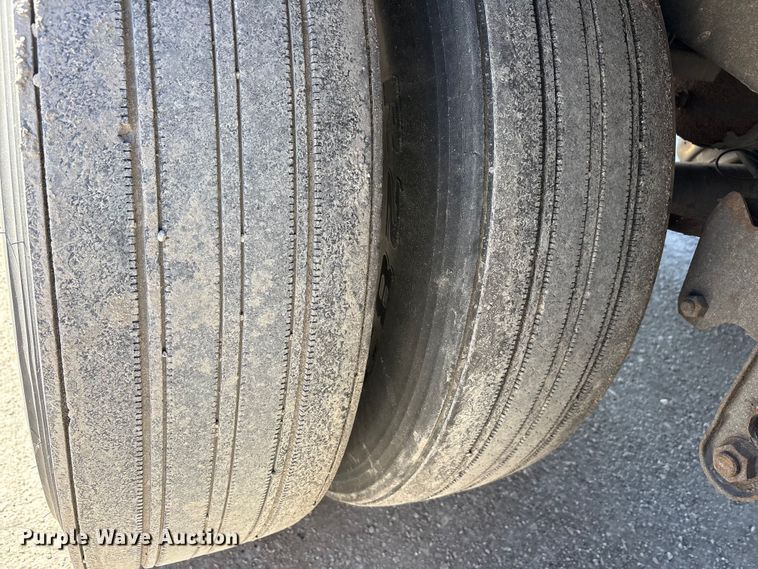 image for item FG1063 2009 Wabash dry van trailer