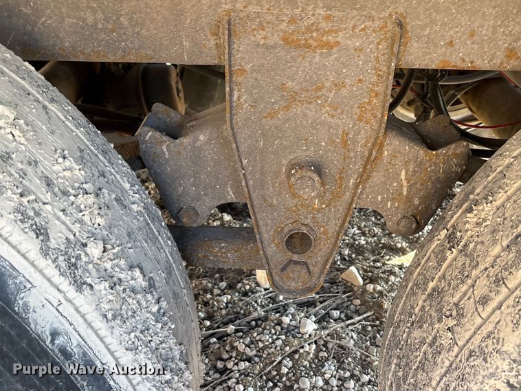 image for item FG1064 2013 Strick dry van trailer