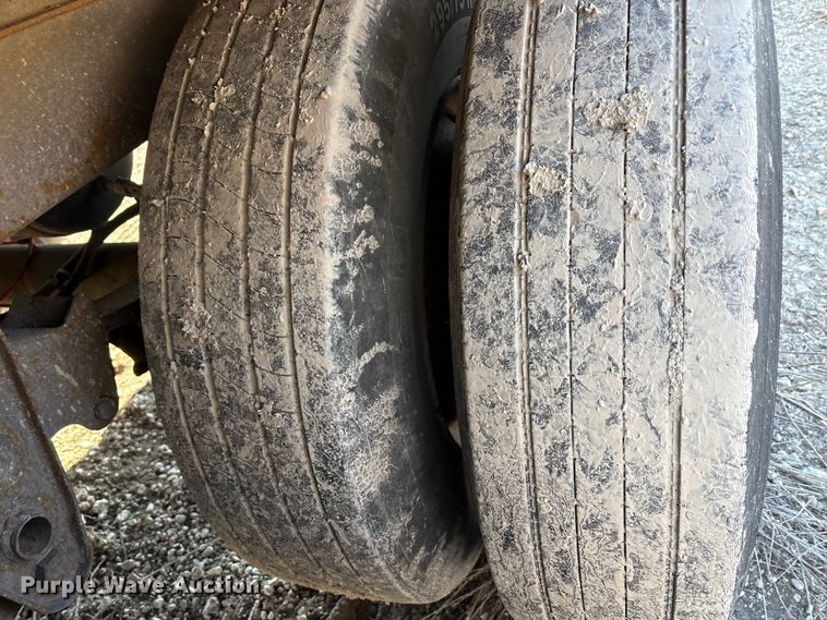 image for item FG1064 2013 Strick dry van trailer