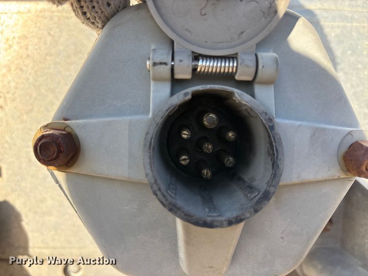 image for item FG1065 2013 Strick dry van trailer