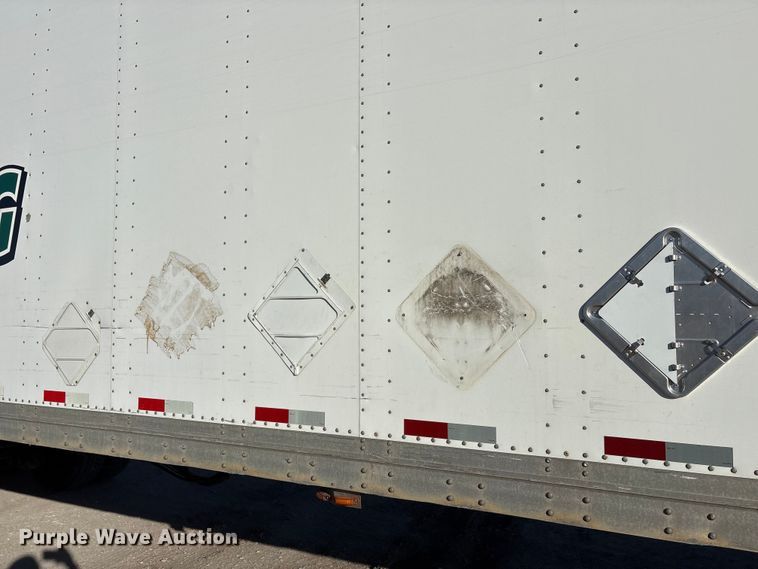 image for item FG1065 2013 Strick dry van trailer