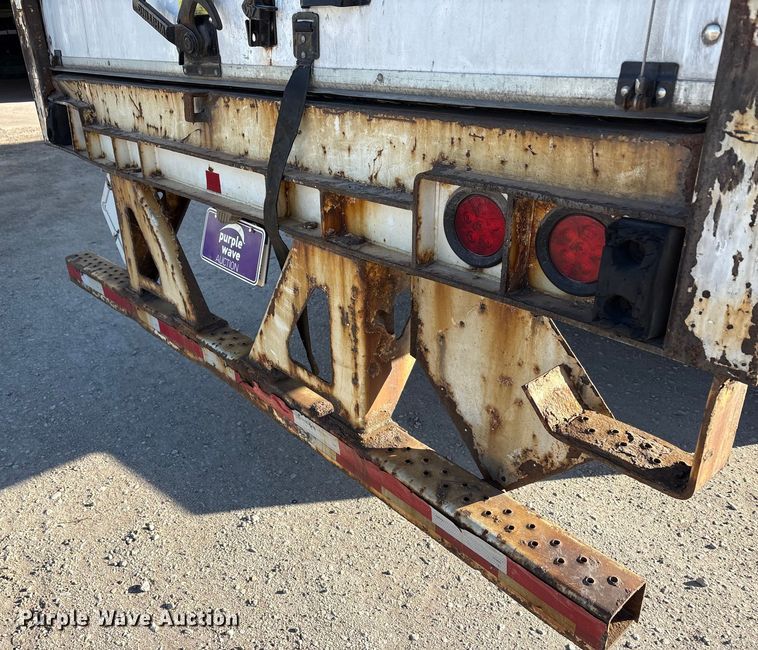 image for item FG1065 2013 Strick dry van trailer