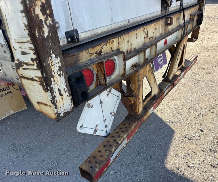 image for item FG1065 2013 Strick dry van trailer