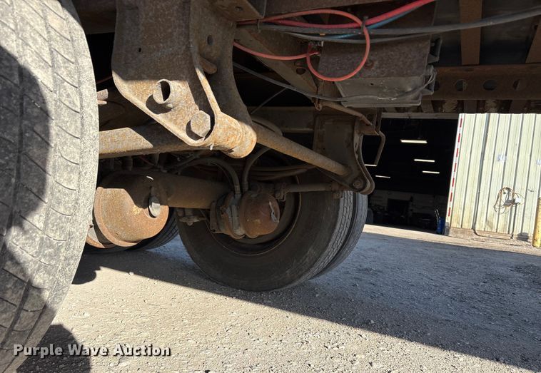 image for item FG1065 2013 Strick dry van trailer