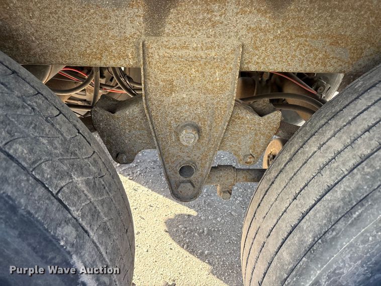 image for item FG1065 2013 Strick dry van trailer