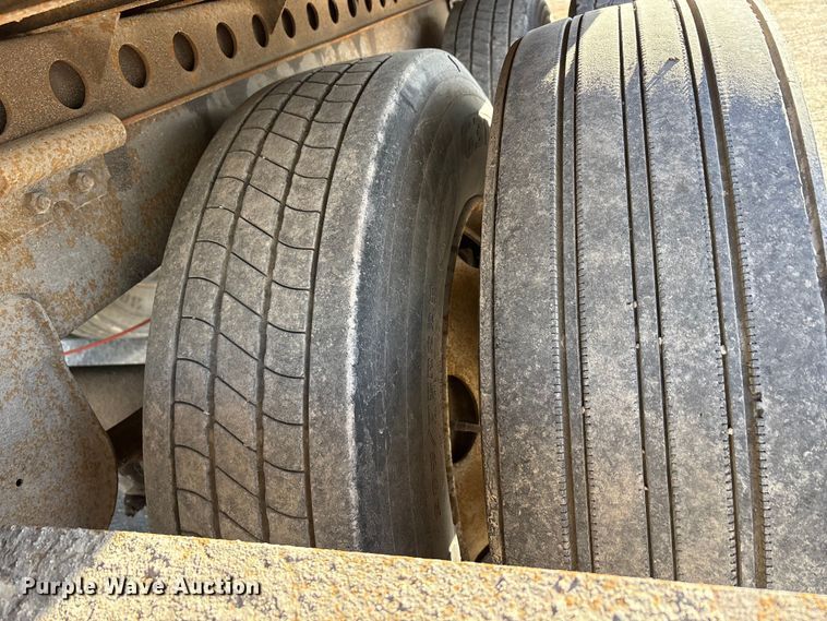 image for item FG1065 2013 Strick dry van trailer