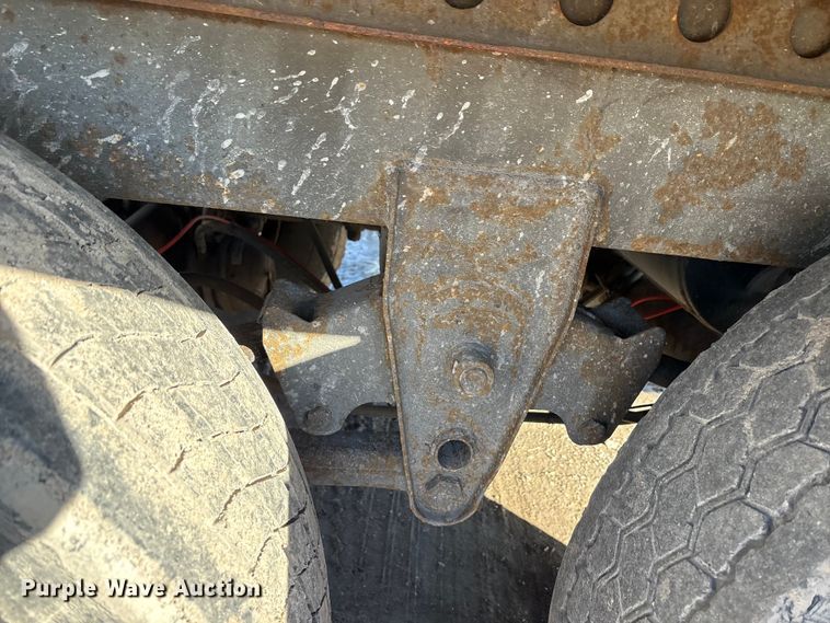 image for item FG1066 2013 Strick dry van trailer