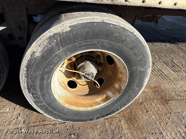 image for item FG1066 2013 Strick dry van trailer