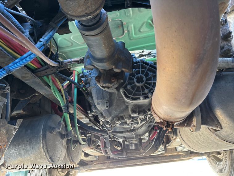 image for item FG1067 2017 Freightliner Cascadia 125 semi truck