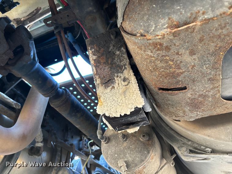 image for item FG1067 2017 Freightliner Cascadia 125 semi truck