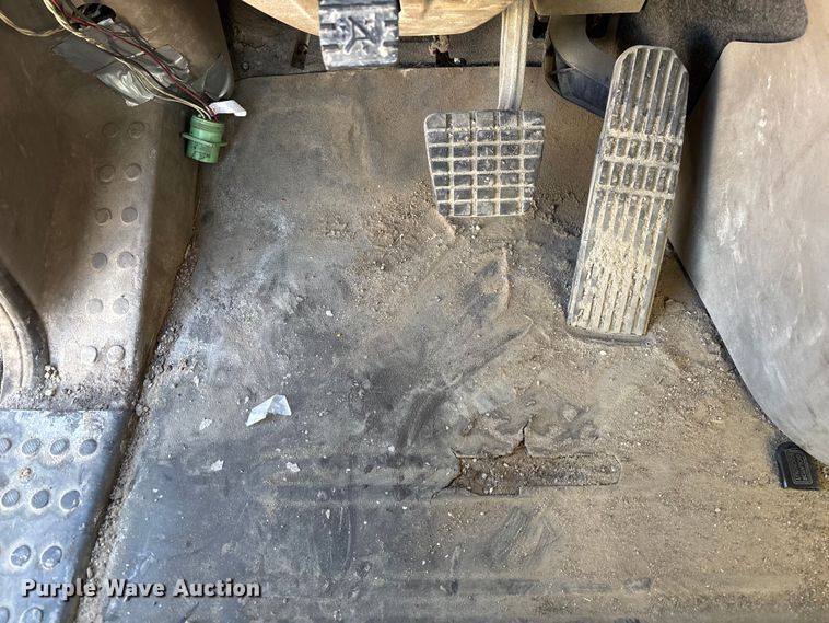 image for item FG1067 2017 Freightliner Cascadia 125 semi truck