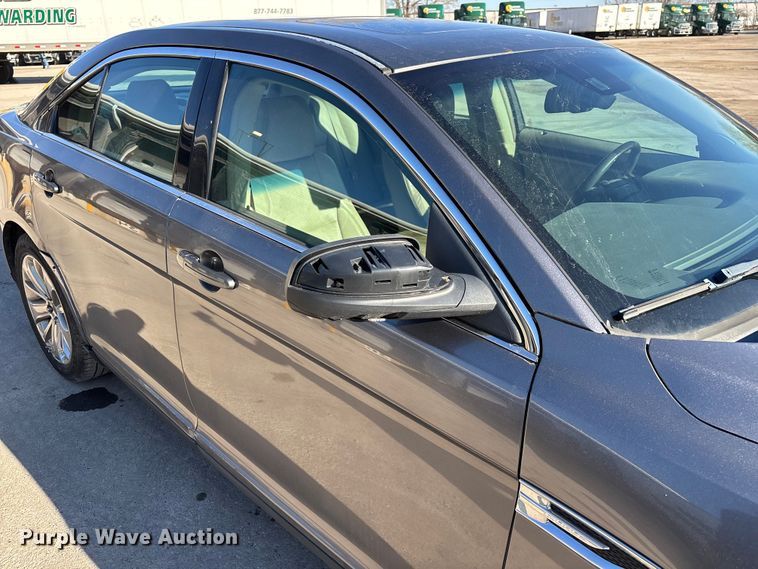 image for item FG1069 2011 Ford Taurus 