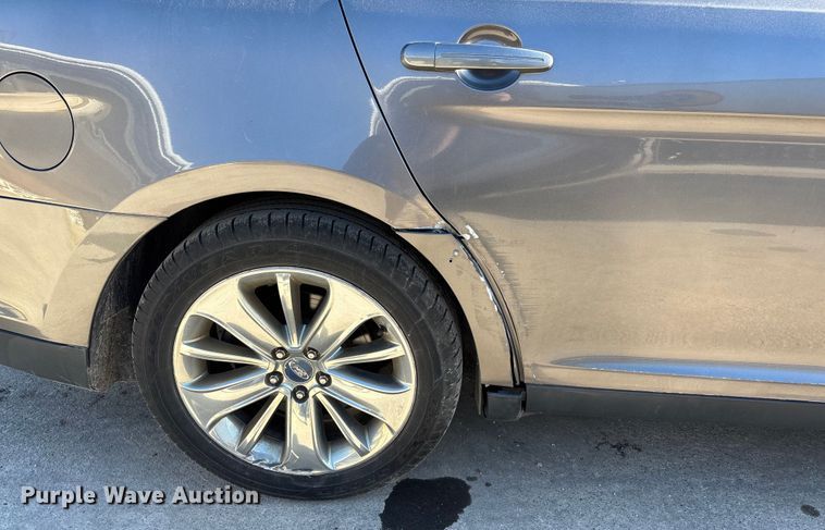 image for item FG1069 2011 Ford Taurus 