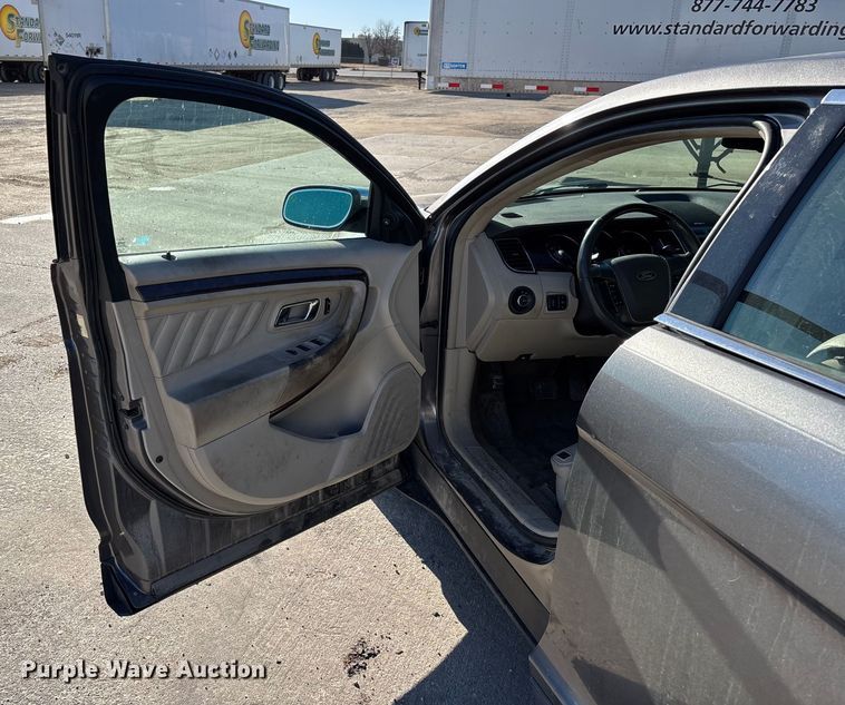 image for item FG1069 2011 Ford Taurus 