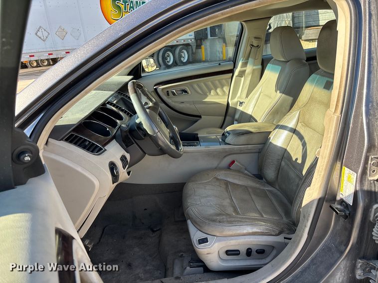 image for item FG1069 2011 Ford Taurus 