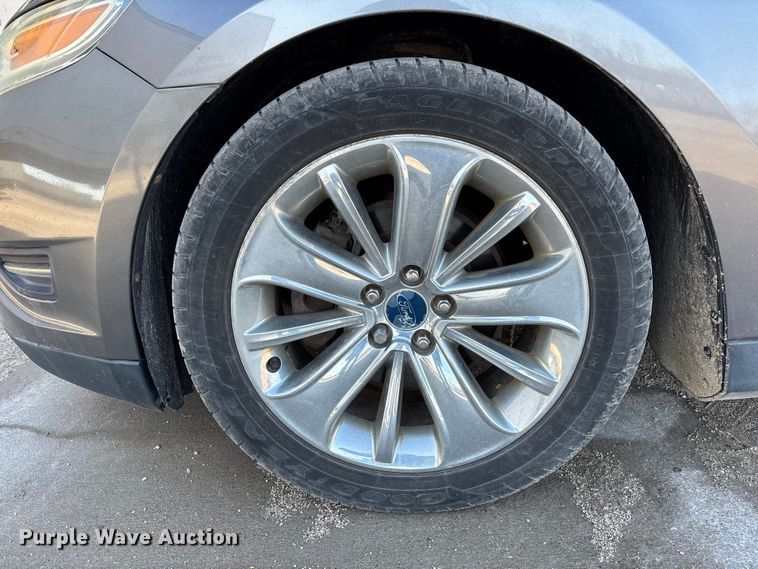 image for item FG1069 2011 Ford Taurus 
