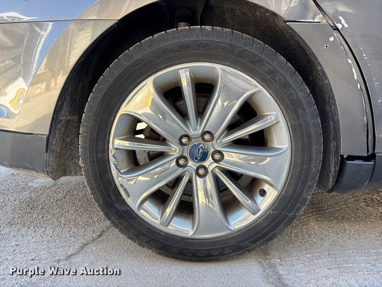 image for item FG1069 2011 Ford Taurus 