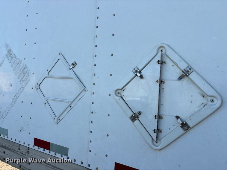 image for item FG1070 2013 Strick dry van trailer