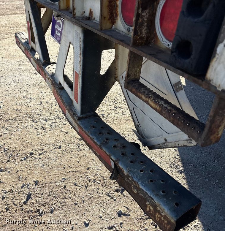 image for item FG1070 2013 Strick dry van trailer