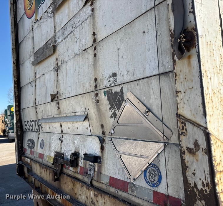 image for item FG1071 2013 Strick dry van trailer