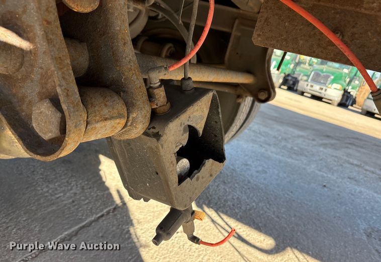 image for item FG1071 2013 Strick dry van trailer