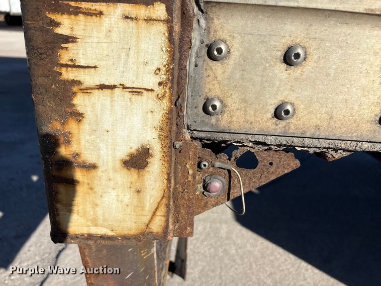 image for item FG1071 2013 Strick dry van trailer