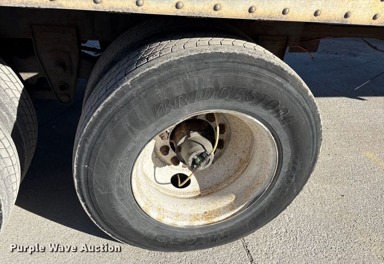 image for item FG1071 2013 Strick dry van trailer